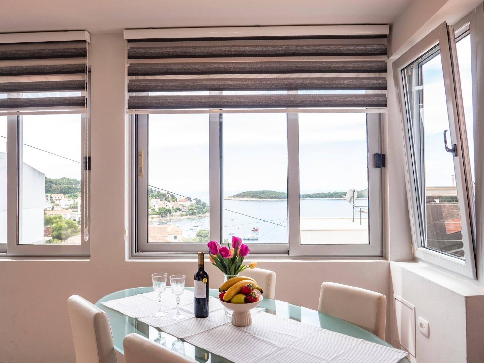 Apartment Jelka- Center Of Hvar Town